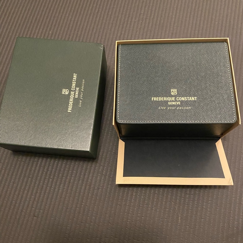 Authentic frederique constant watche boxe and papers - Picture 2 of 6